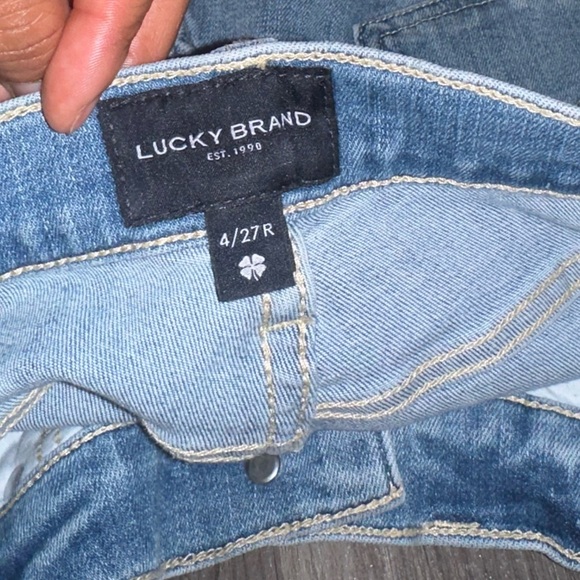 NWOT Lucky Brand Mid Rise Sweet Flare Jean - Picture 5 of 5